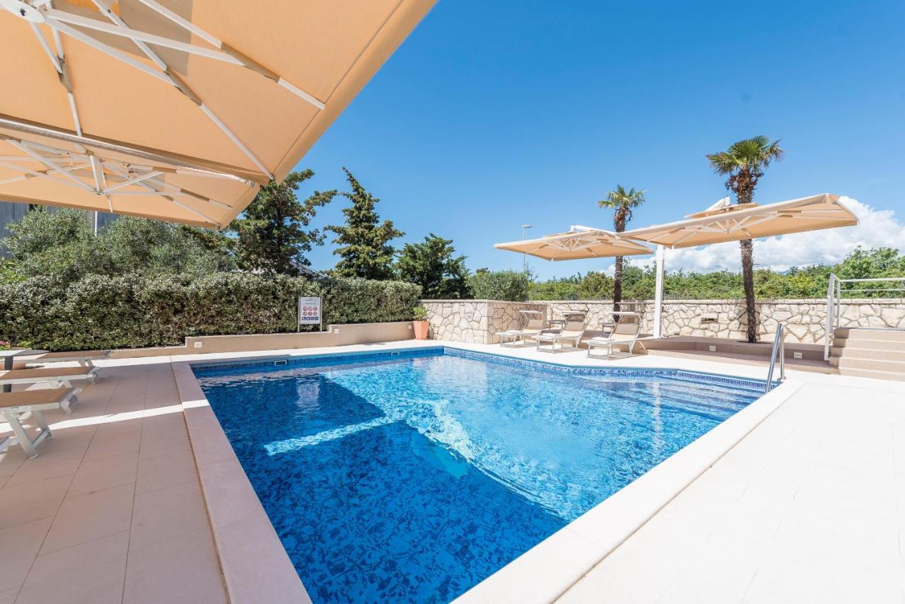 Kings View Sarkic Apartment Novalja Bagian luar foto