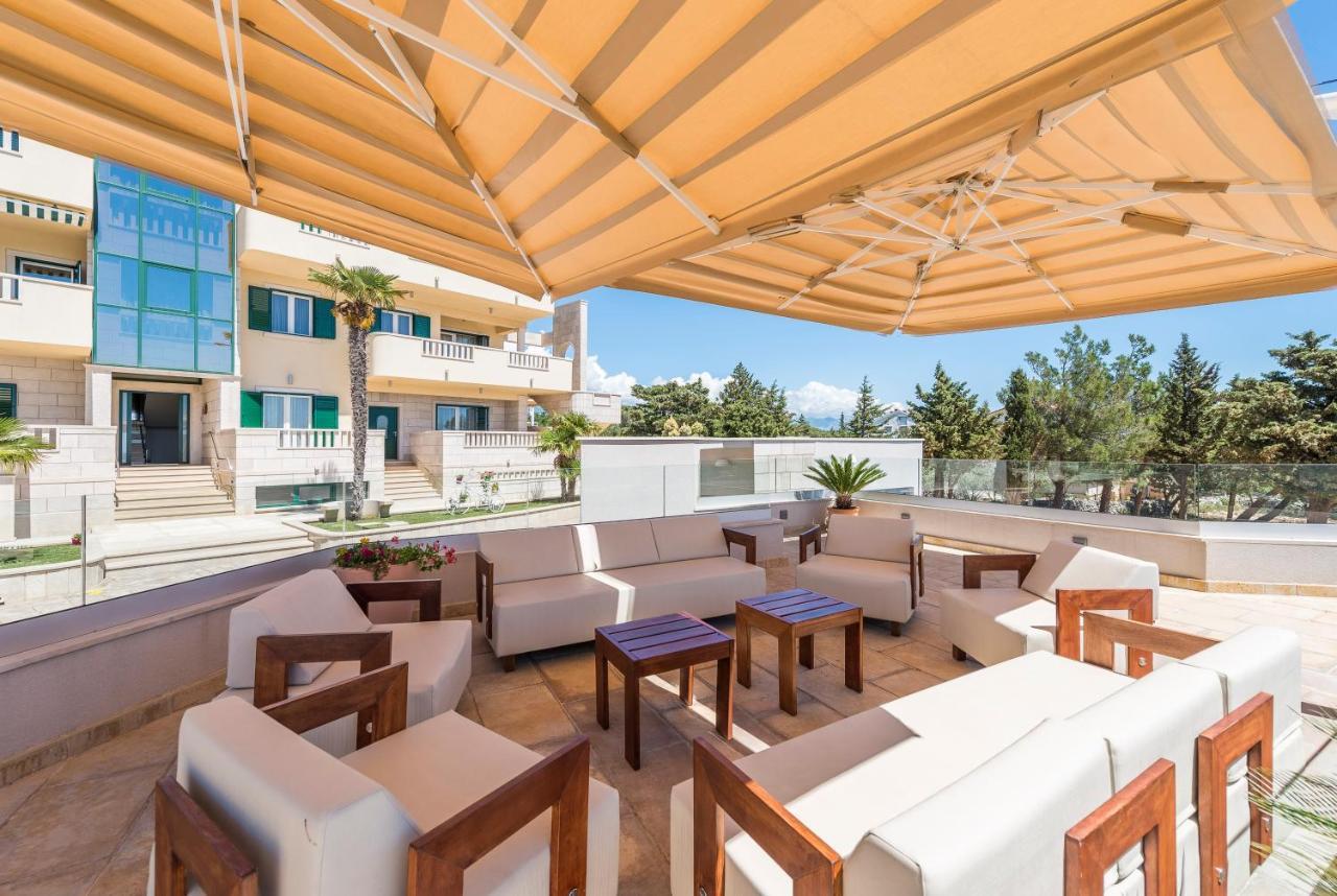 Kings View Sarkic Apartment Novalja Bagian luar foto